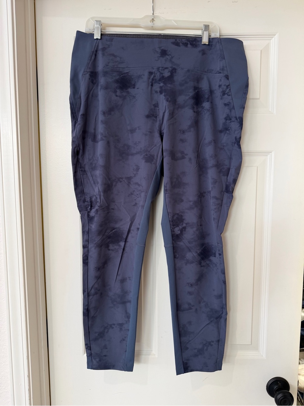 Mountain Hardwear gray Tie-Dye Performance Leggings - Chockstone Tight size XL